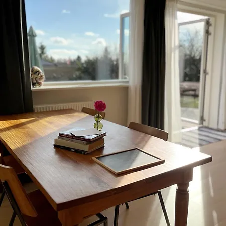 Cozy With Outdoor Space Brabrand